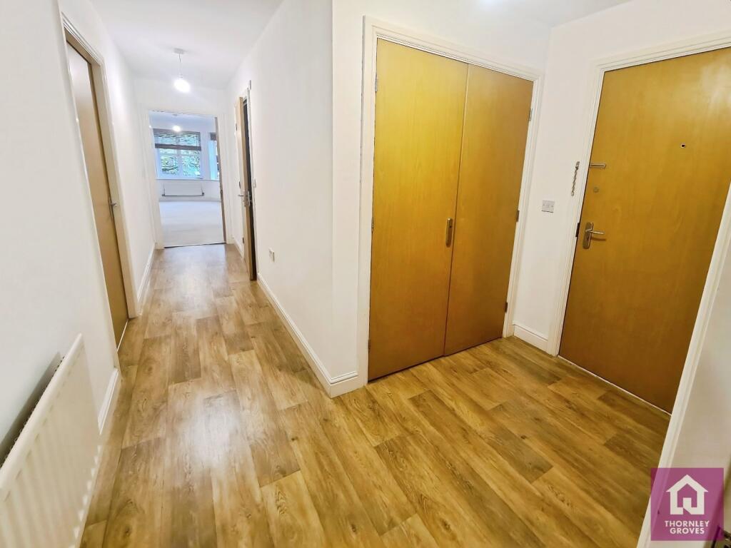 Apartment in Manchester, Whalley Range - View 4