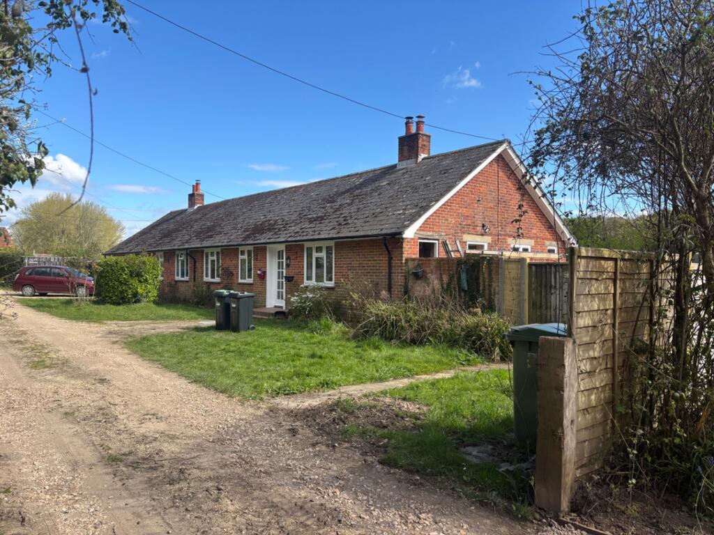 Main image of property: Calshot Road, Calshot, Southampton, Hampshire, SO45 1BB