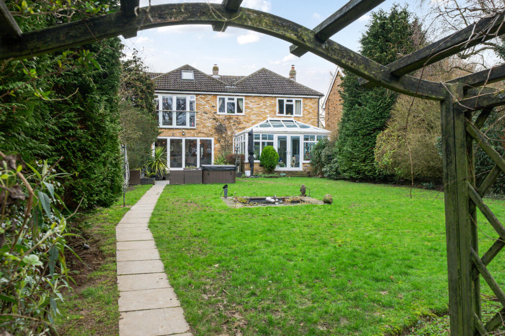 Additional image 20 of Pickford Road, Markyate, AL3