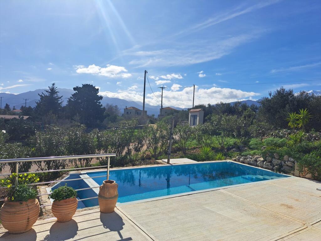 Main image of property: Crete, Chania, Litsarda