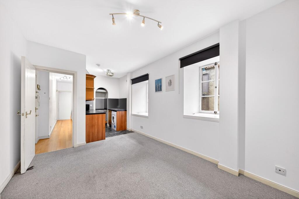 Apartment in Edinburgh, Leith - View 2