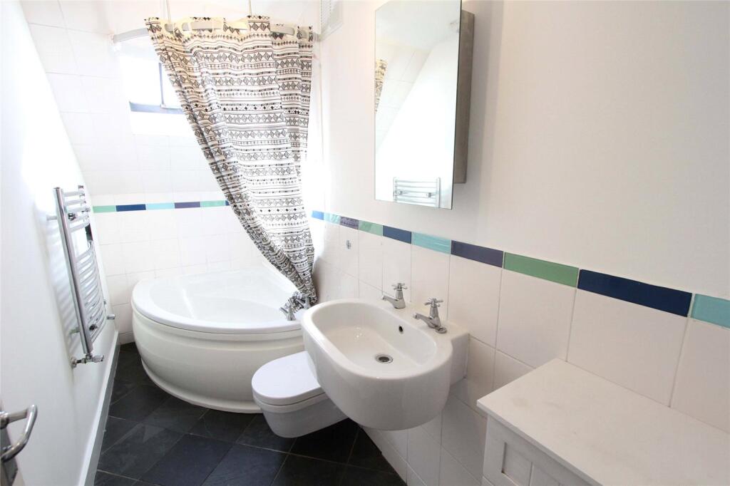 Apartment in Aberdeen - View 5
