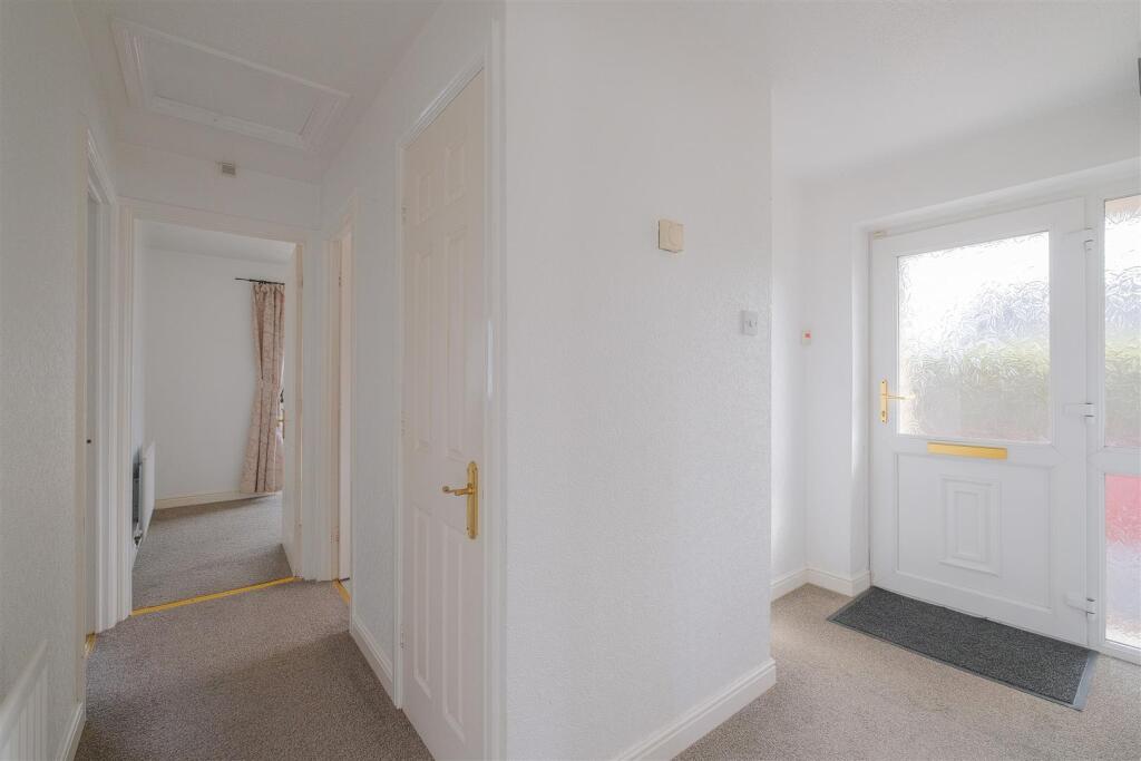 House in Brighouse, Rastrick - More