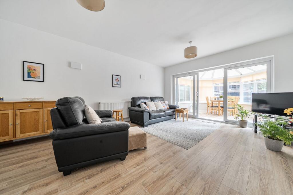 House in Shillington, Central Bedfordshire - View 4
