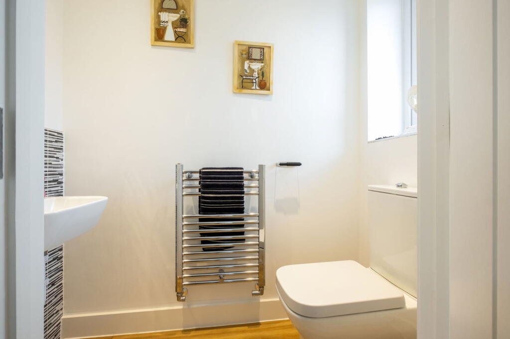House in Rushcliffe, East Leake - More
