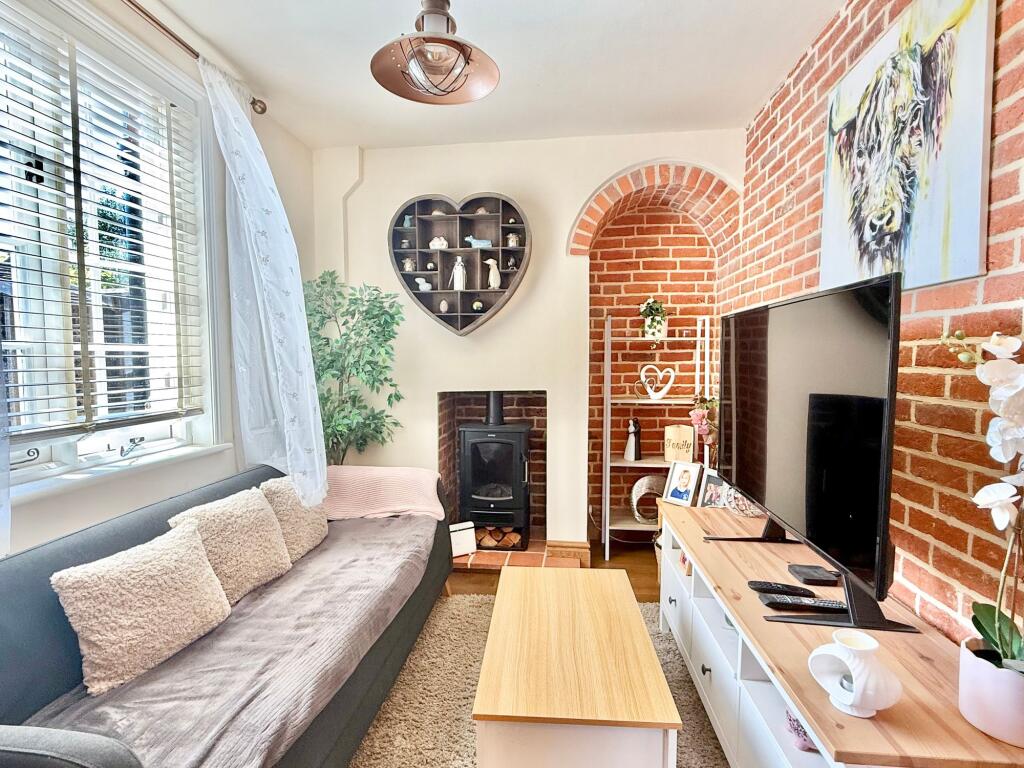 House in New Forest, Stonehills, Fawley - More