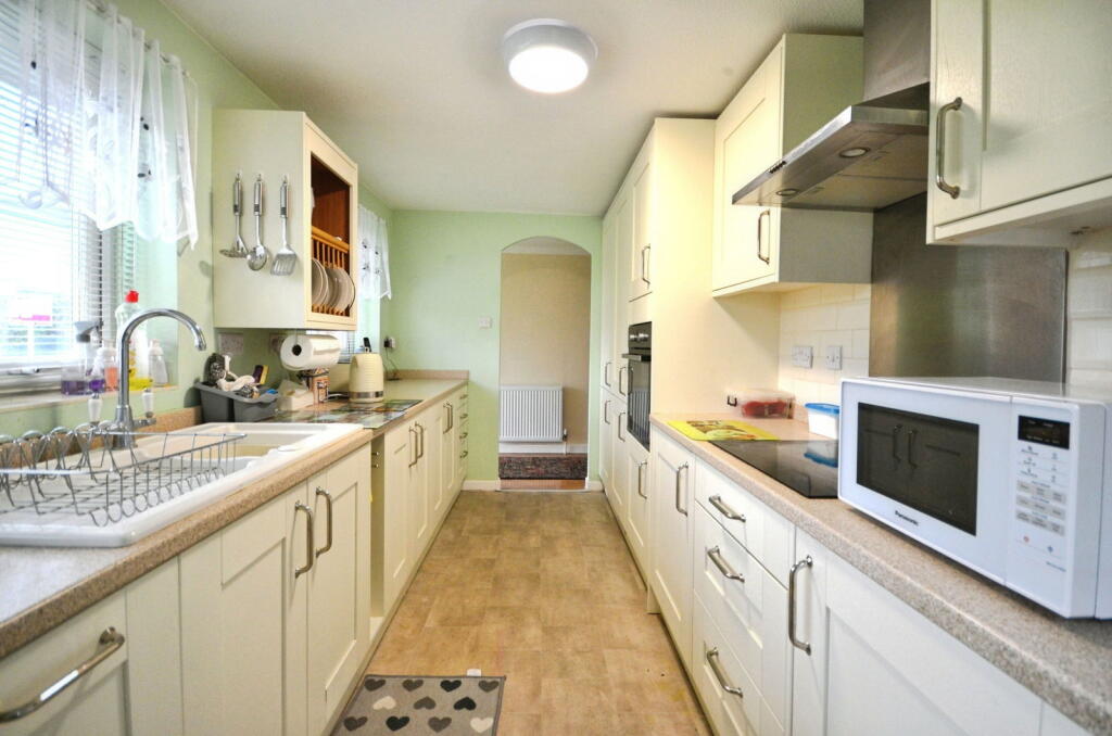 Uppark Way, Felpham, West Sussex, PO22 6QQ photo 2