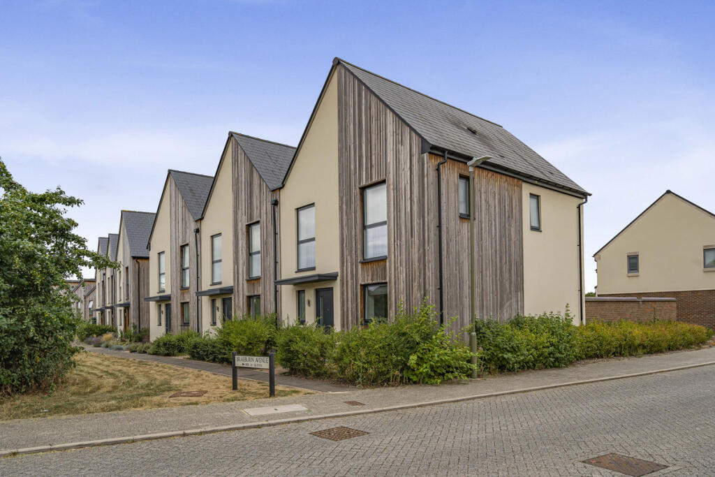 Main image of property: Braeburn Avenue, Bicester, OX27