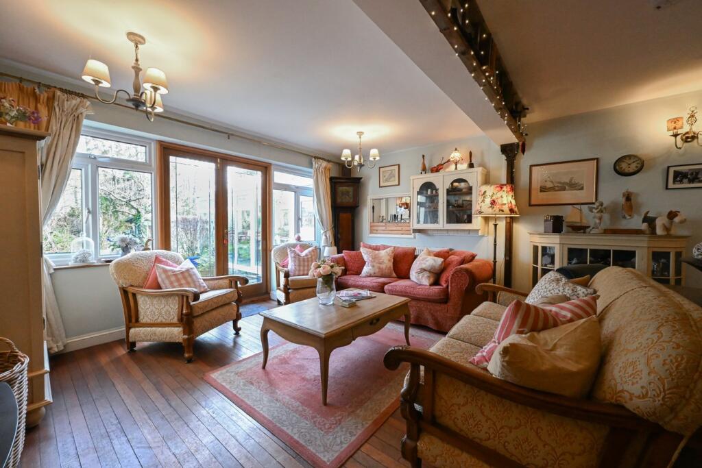Meadow Close, Sopley, Christchurch, BH23 photo 3