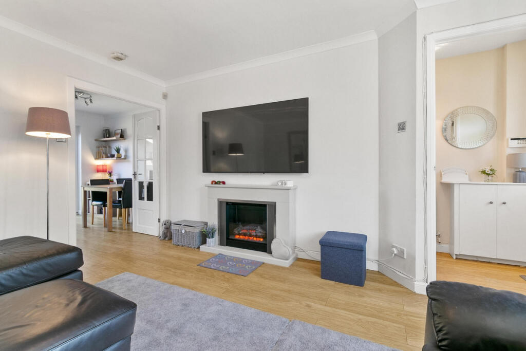Drummond Way, Newton Mearns, G77 photo 4