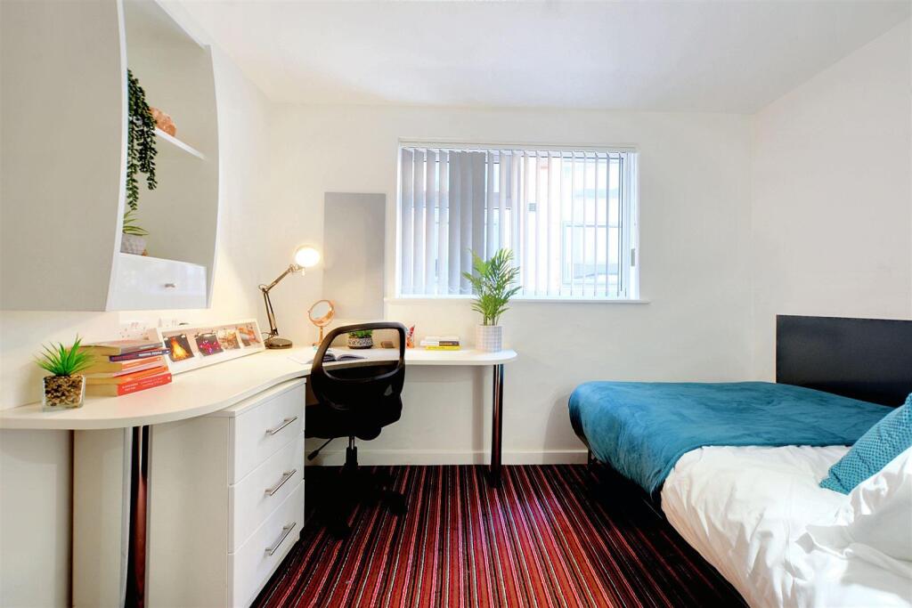 Apartment in Leicester - View 4
