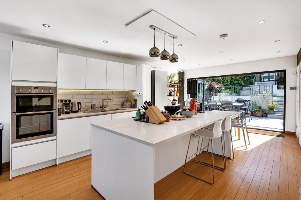 Main image of property: Grazeley Court, Crystal Palace, London, SE19
