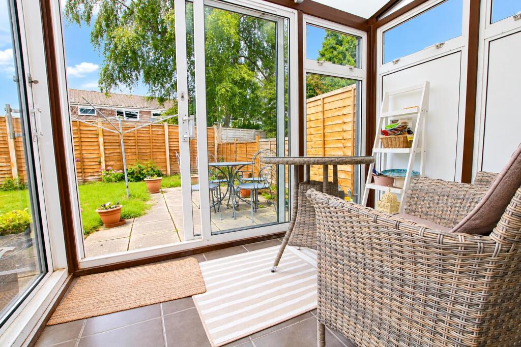 House in Southampton - More