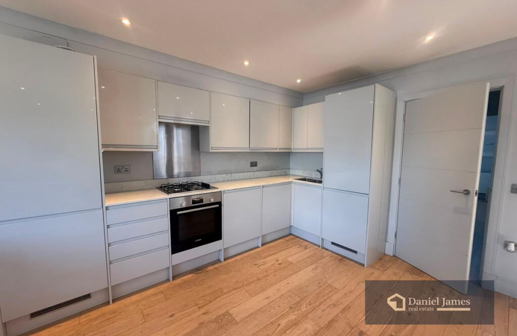 Apartment in London - View 4