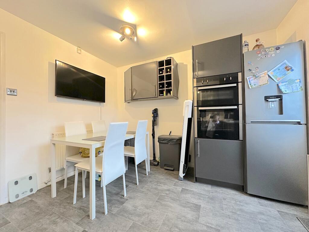 House in Wolverhampton, West Midlands - View 5