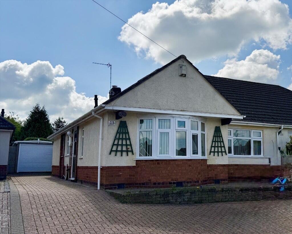 Main image of property: Kilburn Avenue, Oadby, Leicester, LE2