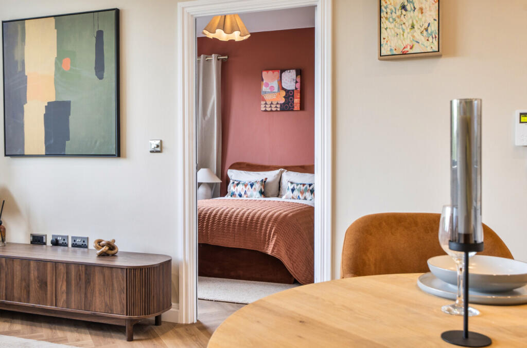 Apartment in St Albans, St Stephens - View 6