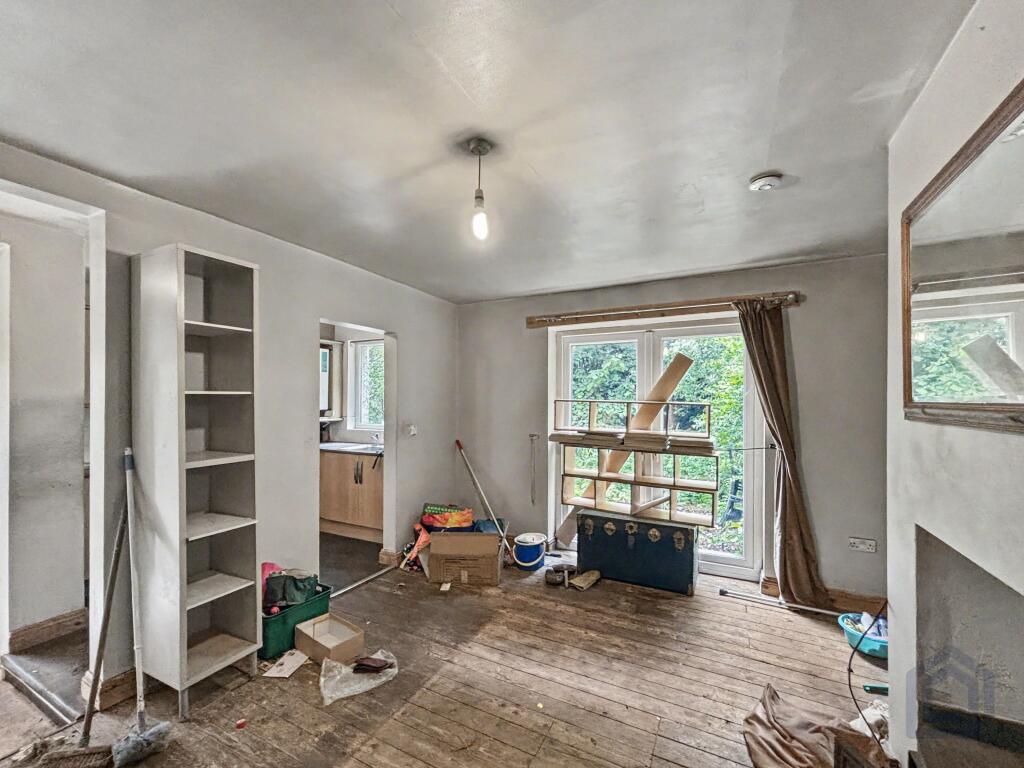 House in Bradford, Keighley - View 3