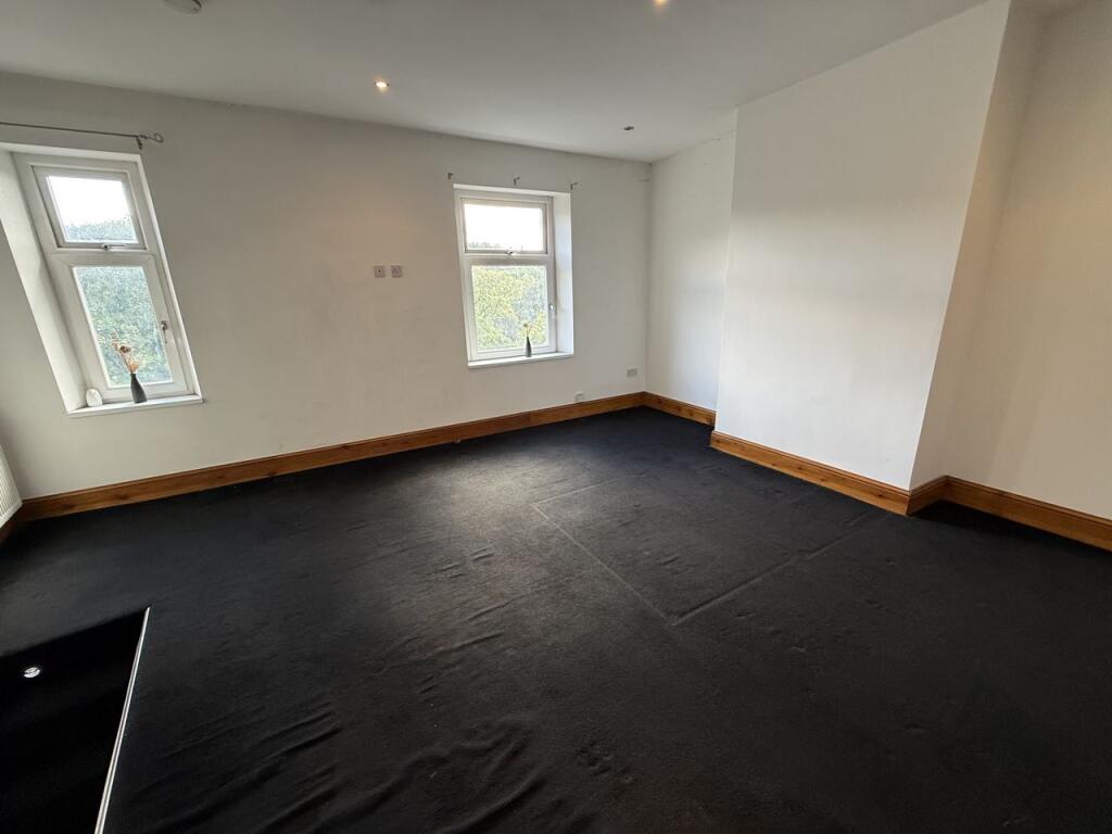 House in Calderdale, West Yorkshire - View 4