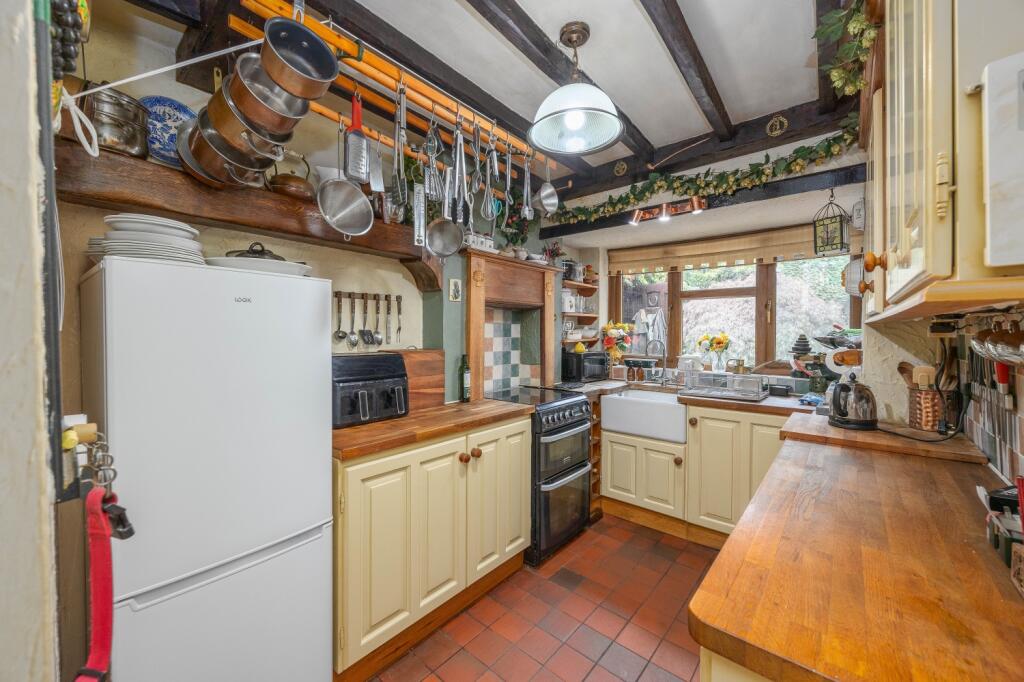 House in Walsall, West Midlands - More