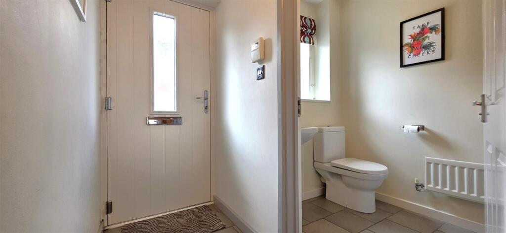 House in Devizes, Wiltshire - View 5
