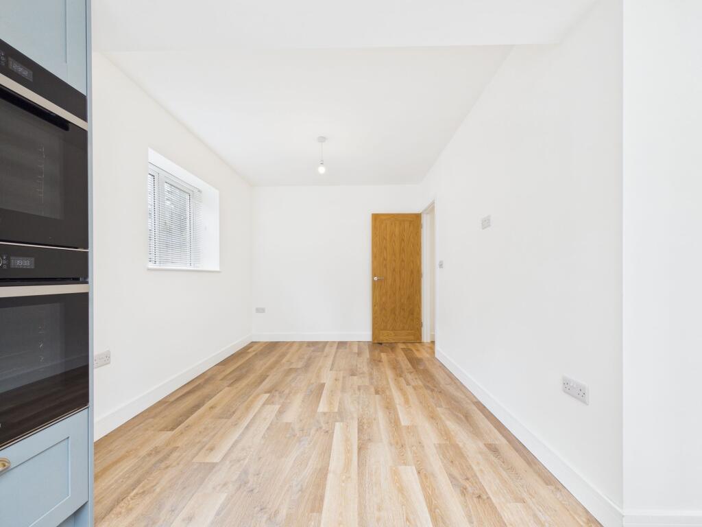 House in Reading - View 5