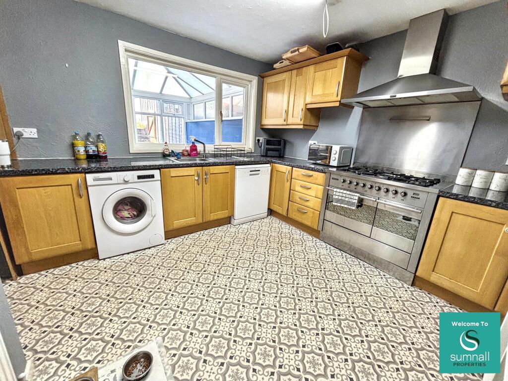 House in Walsall - More