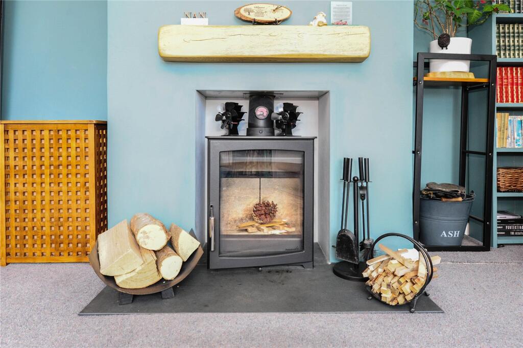 House in Bournemouth, Rossmore, Poole - More