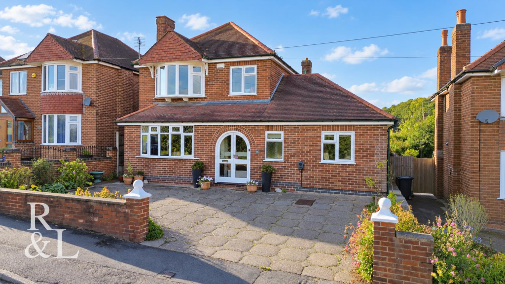 Main image of property: Sandcliffe Road, Midway, Swadlincote