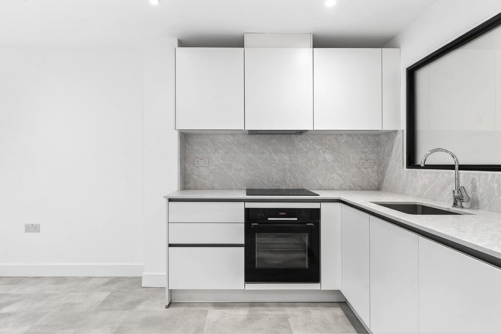 Main image of property: Fieldgate Street