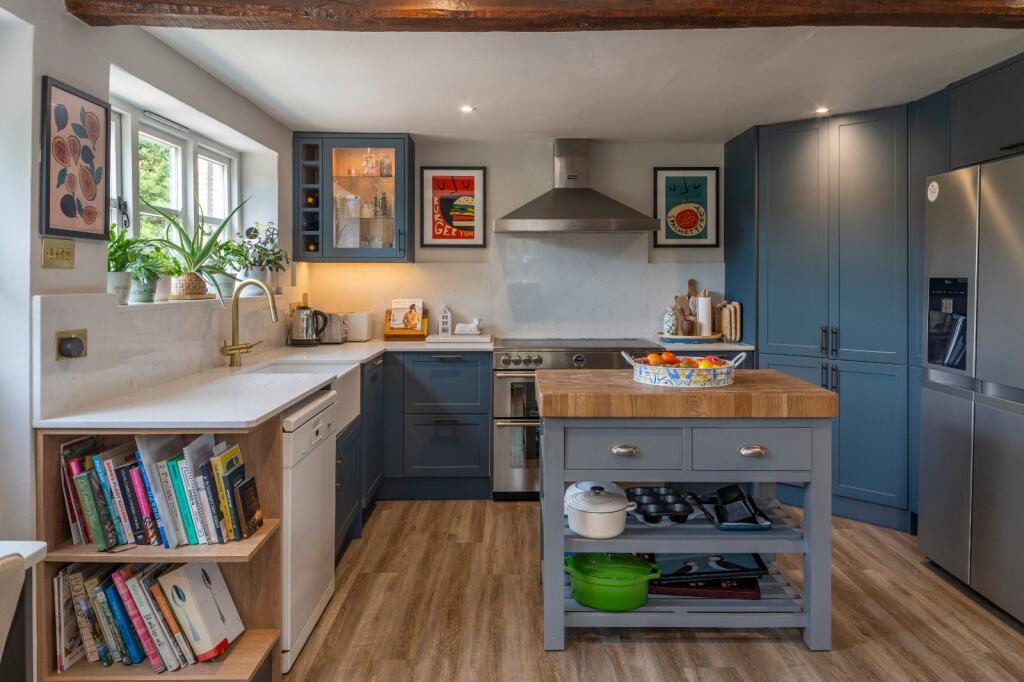 House in South Oxfordshire, Dorchester - More