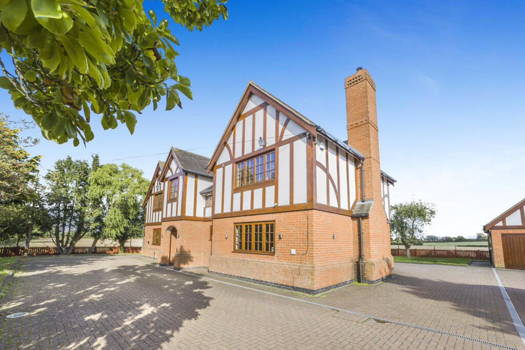 House in Rugby, Burton Hastings - View 2