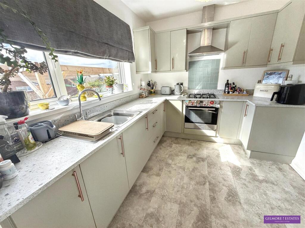 House in Newcastle upon Tyne - View 3