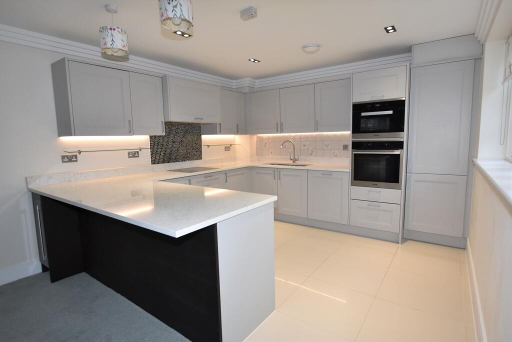 Apartment in Hemel Hempstead - View 5