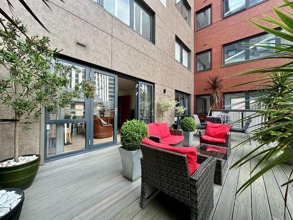 Apartment in Poole - View 3