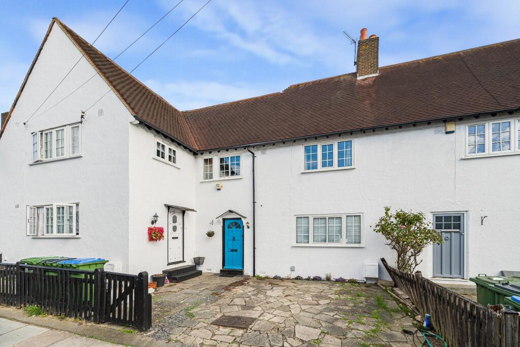 3-bed terraced on Ross Way, Eltham, London, SE9, £475,000