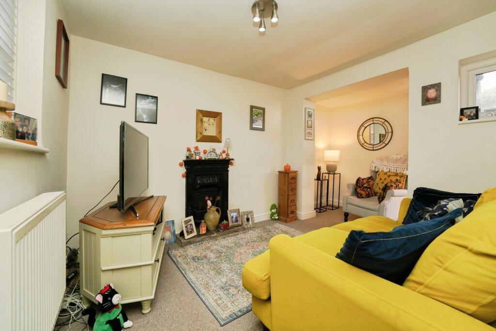 House in Worcester - More