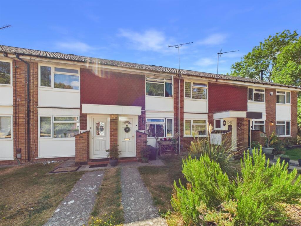 Main image of property: Upper Abbotts Hill, Hartwell, Aylesbury