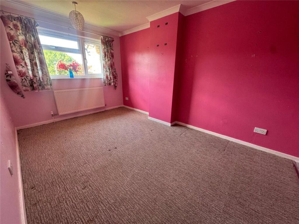 House in Bromley - View 4