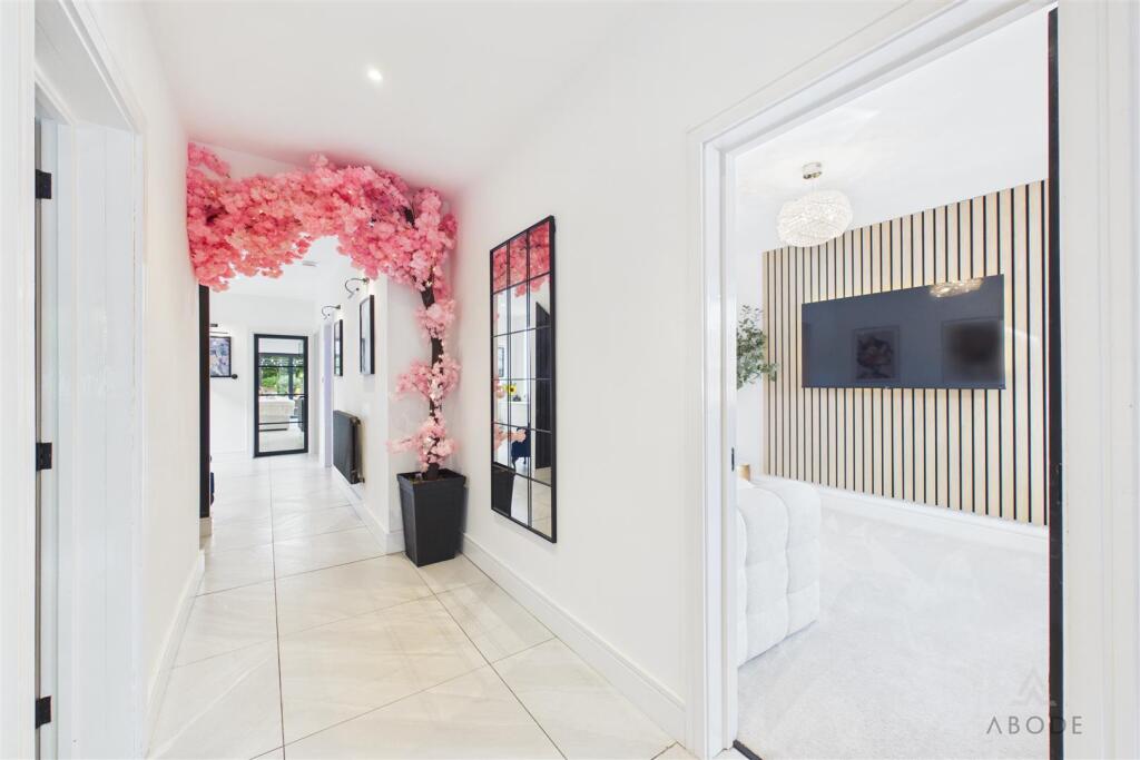 House in Derby - View 5