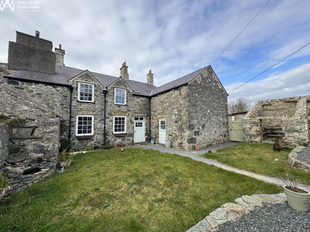 Main image of property: Llanfairynghornwy, Anglesey, LL65
