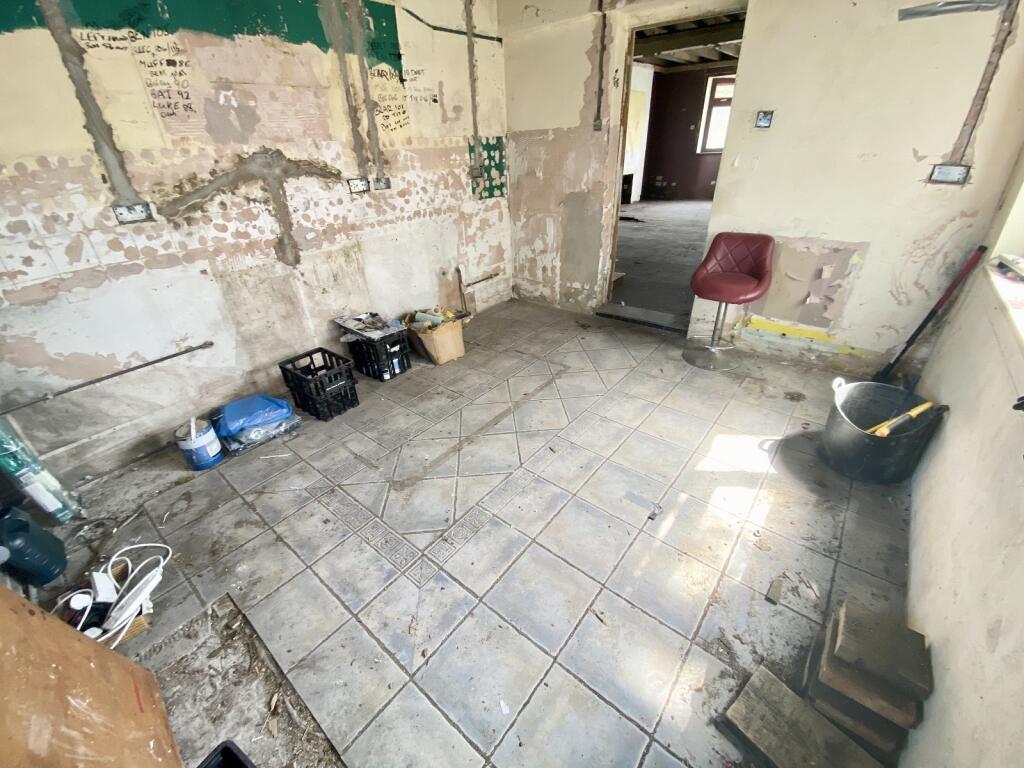 House in Swansea - View 5