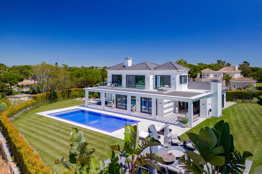 Main image of property: Algarve, Almancil