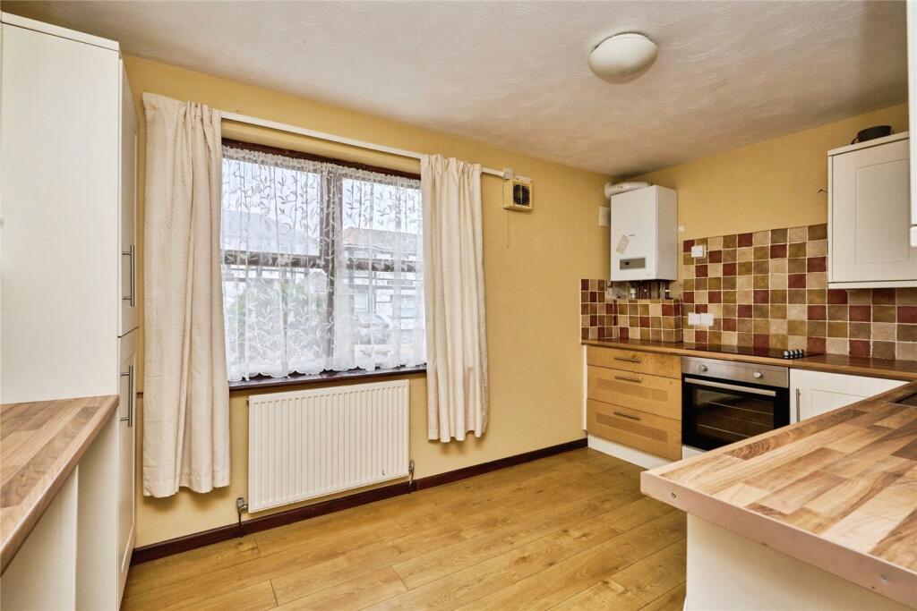 House in Portsmouth - View 4