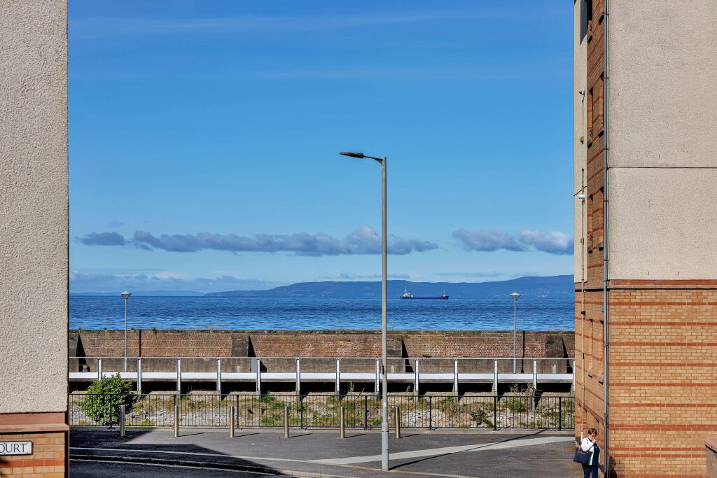 Apartment in Kilmarnock, South Ayrshire - More