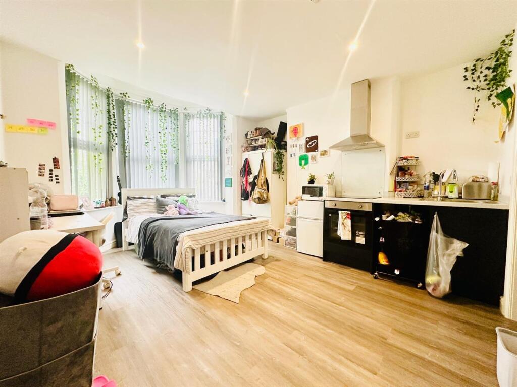 Main image of property: Ground Floor Studio, Derby Road, Nottingham