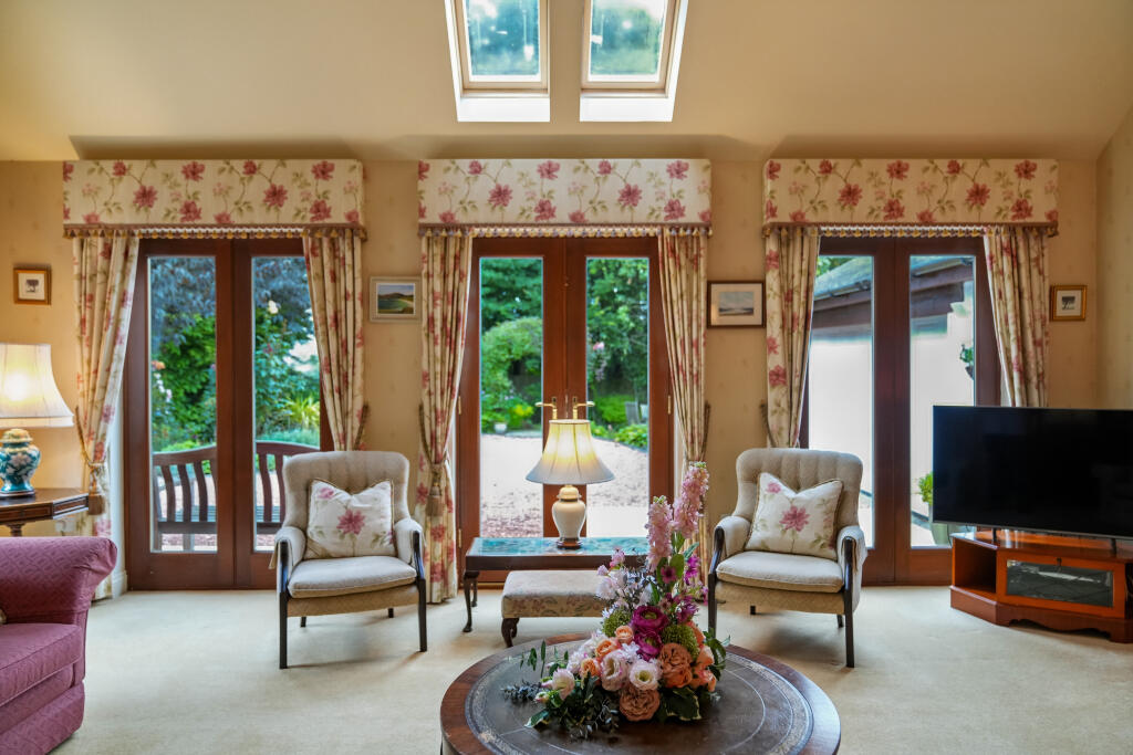 House in Eaglesham, East Renfrewshire - View 5