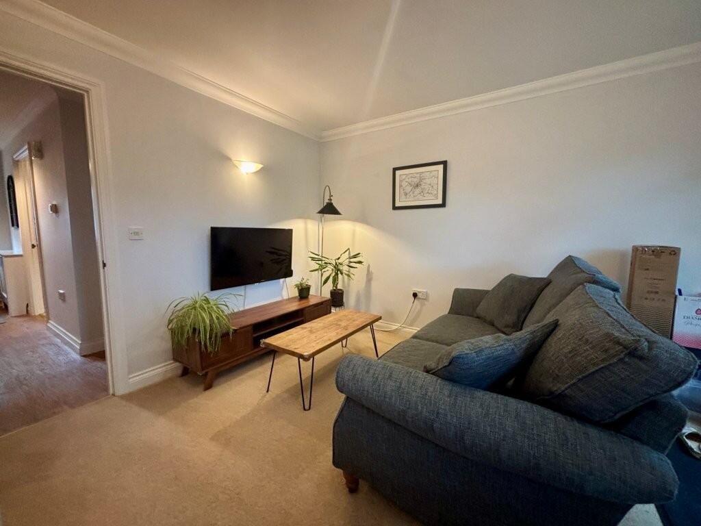 House in Southampton - View 4