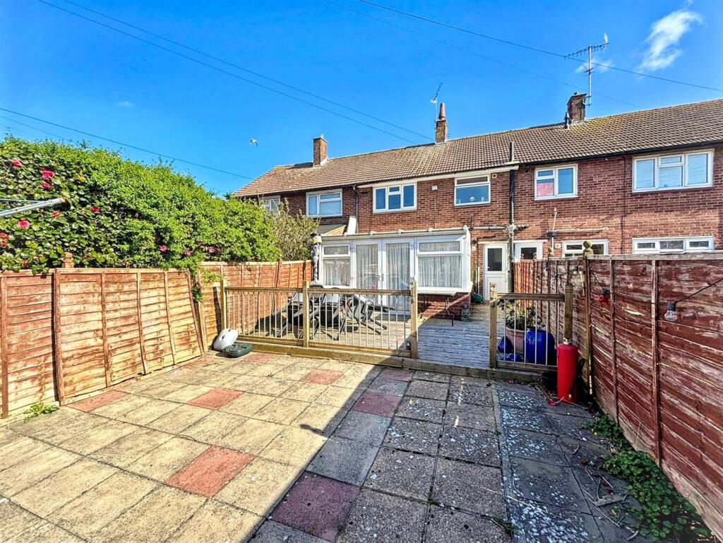 Great Cliffe Road, Eastbourne photo 4