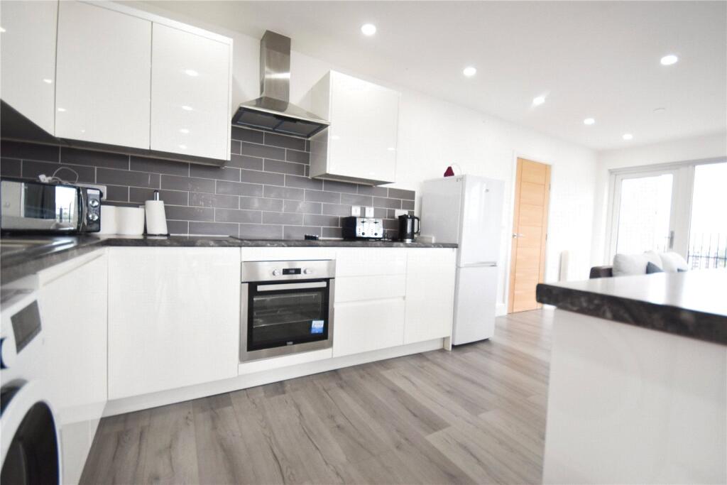 Apartment in Stockport - More